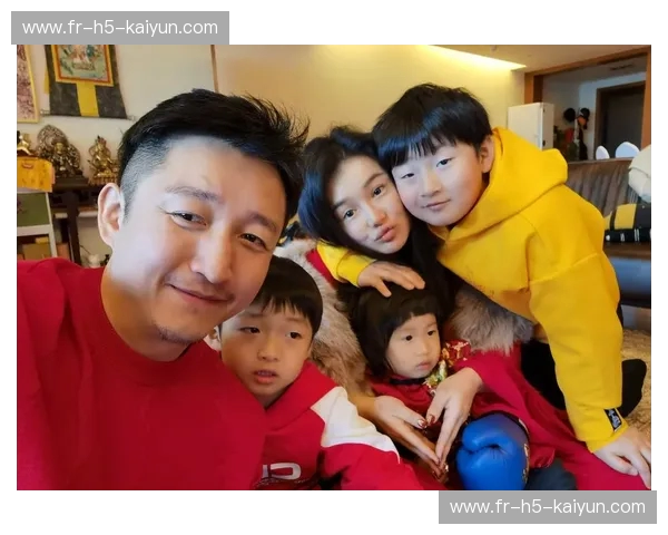 拳坛之巅的宿命重逢：邹市明vs坤比，一场关于中国力量的终极定义